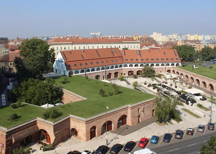 Belle Vue Ultracentral Apartman *